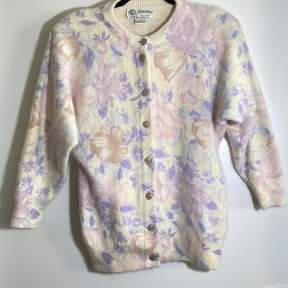 A1❄️By Xiongmao size Large based from China - Picture 1 of 7